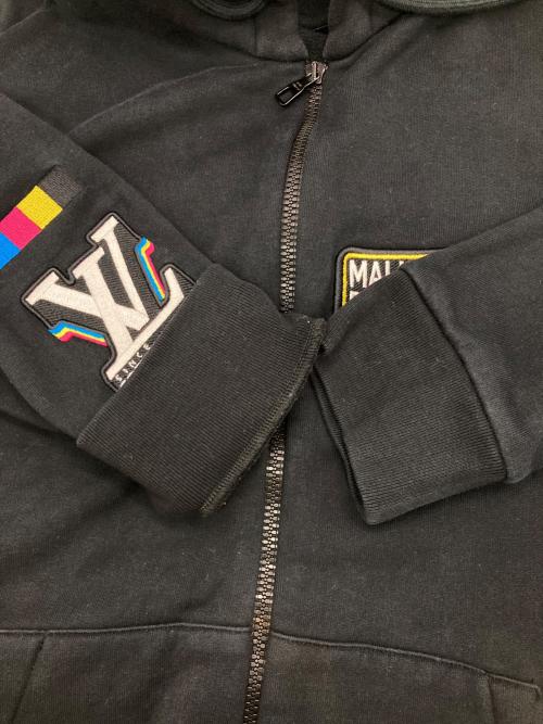 LOUIS VUITTON（ルイ ヴィトン）LOUIS VUITTON (ルイ ヴィトン) LVジャズ マルチロゴ ジップアップパーカー ブラック サイズ:Lの古着・服飾アイテム