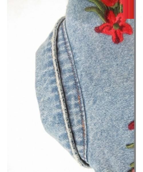GUCCI（グッチ）GUCCI (グッチ) フラワー刺繍英字バックオールドロゴデニムジャケット ブルー サイズ:48 17AWの古着・服飾アイテム
