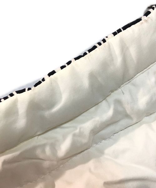 HERNO（ヘルノ）HERNO (ヘルノ) リバーシブルダウンジャケット ホワイト×ブラック サイズ:42の古着・服飾アイテム