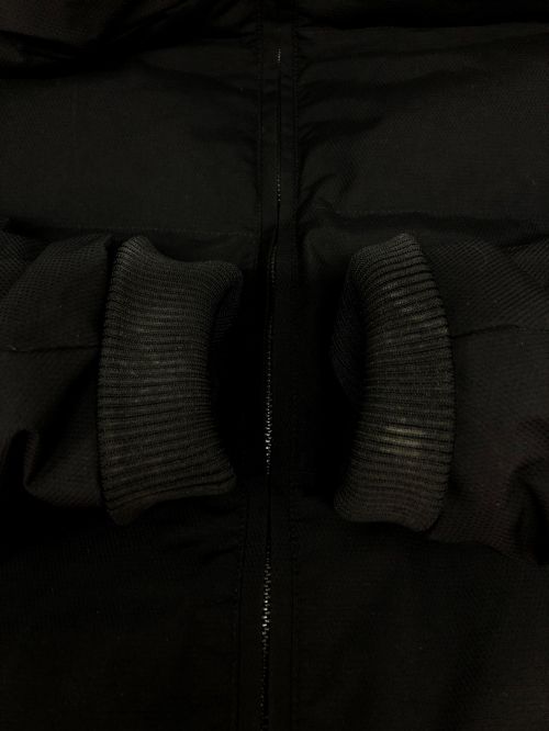 AKM（エーケーエム）AKM (エーケーエム) スタンドネックレイヤードダウンジャケット ブラック サイズ:Sの古着・服飾アイテム