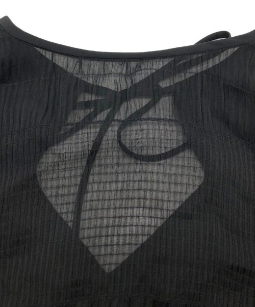 ADORE（アドーア）ADORE (アドーア) シャーリングジャガードワンピース ブラック サイズ:38の古着・服飾アイテム