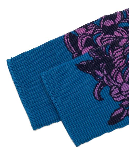 ISSEY MIYAKE me（イッセイ ミヤケ ミー）ISSEY MIYAKE me (イッセイ ミヤケ ミー) ハイネックプリーツブラウス ブルー サイズ:FREEの古着・服飾アイテム