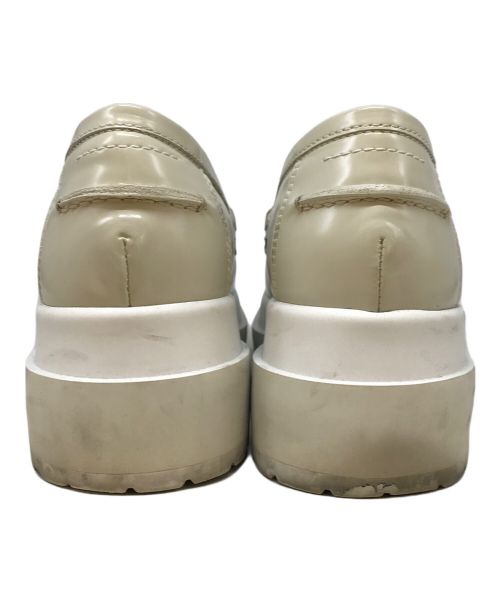 MM6 Maison Margiela（エムエムシックスメゾンマルジェラ）MM6 Maison Margiela (エムエムシックス メゾンマルジェラ) 厚底コインローファー グレー サイズ:39の古着・服飾アイテム