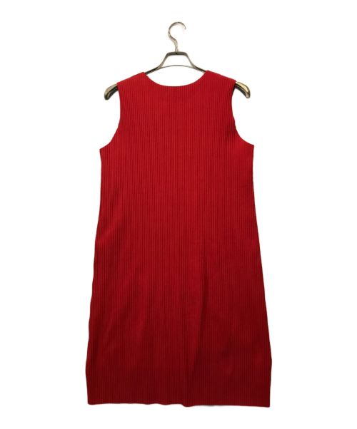 me ISSEY MIYAKE（ミーイッセイ ミヤケ）me ISSEY MIYAKE (ミーイッセイ ミヤケ) ノースリーブプリーツワンピース レッド サイズ:FREEの古着・服飾アイテム