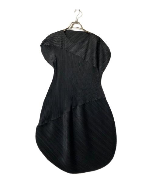 PLEATS PLEASE（プリーツプリーズ）PLEATS PLEASE (プリーツプリーズ) PEANUTSプリーツワンピース ブラック サイズ:3の古着・服飾アイテム