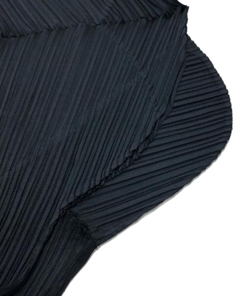 PLEATS PLEASE（プリーツプリーズ）PLEATS PLEASE (プリーツプリーズ) PEANUTSプリーツワンピース ブラック サイズ:3の古着・服飾アイテム