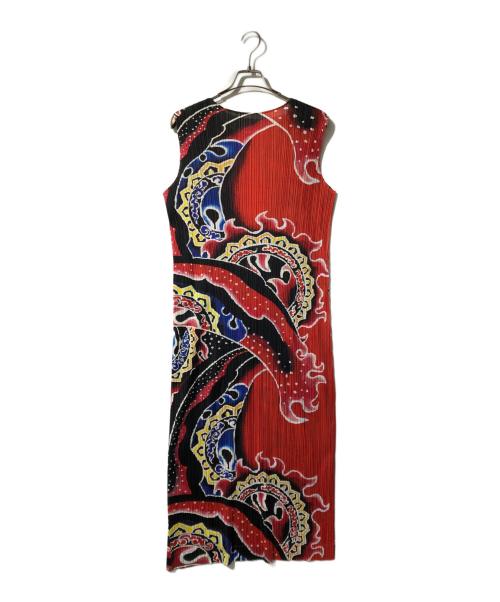 PLEATS PLEASE（プリーツプリーズ）PLEATS PLEASE (プリーツプリーズ) ねぶた祭り柄ノースリーブプリーツワンピース レッド サイズ:5の古着・服飾アイテム
