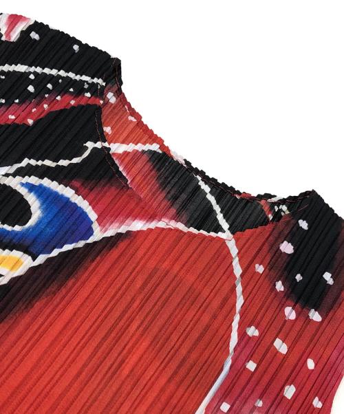 PLEATS PLEASE（プリーツプリーズ）PLEATS PLEASE (プリーツプリーズ) ねぶた祭り柄ノースリーブプリーツワンピース レッド サイズ:5の古着・服飾アイテム