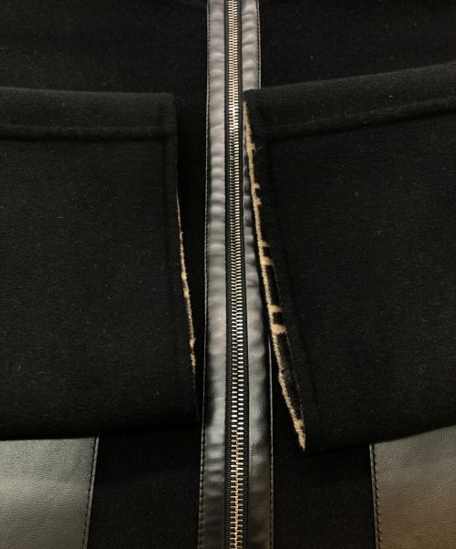 FENDI（フェンディ）FENDI (フェンディ) FFロゴリバーシブルクロップドジャケット ブラック サイズ:SIZE 42の古着・服飾アイテム