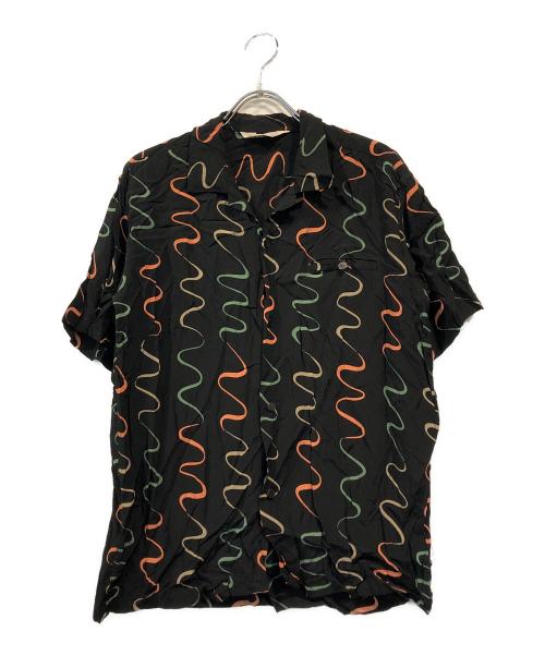 Star OF HOLLYWOOD（スターオブハリウッド）Star OF HOLLYWOOD (スターオブハリウッド) WAVY STRIPE レーヨンシャツ ブラック サイズ:Mの古着・服飾アイテム