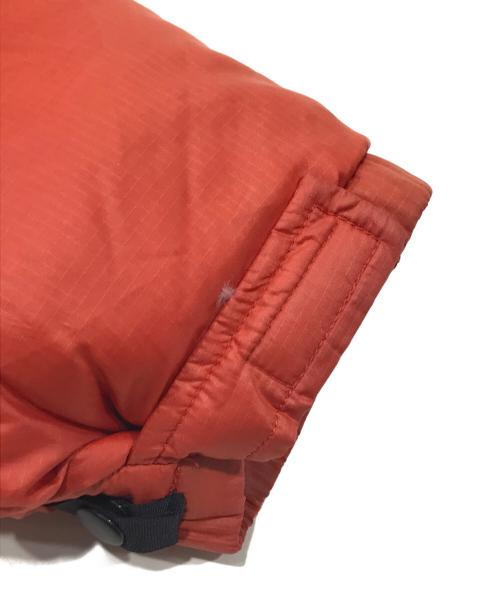 THE NORTH FACE（ザ ノース フェイス）THE NORTH FACE (ザ ノース フェイス) ダウンジャケット ブラック×オレンジ サイズ:印字薄れのため不明の古着・服飾アイテム