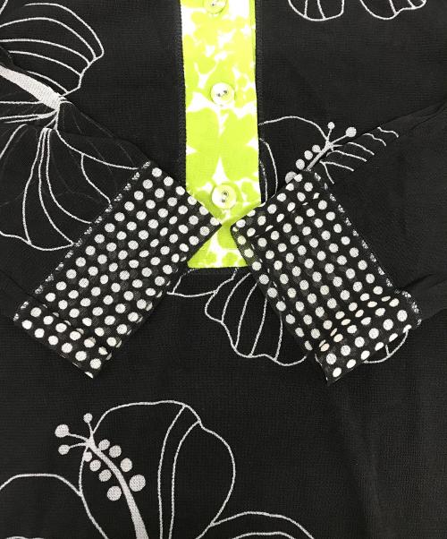 VIVIENNE TAM（ヴィヴィアンタム）VIVIENNE TAM (ヴィヴィアンタム) パワーネットワンピース グリーン×ブラックの古着・服飾アイテム