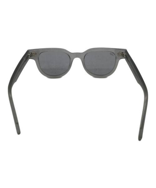 akila（アキラ）akila (アキラ) サングラス グレーの古着・服飾アイテム