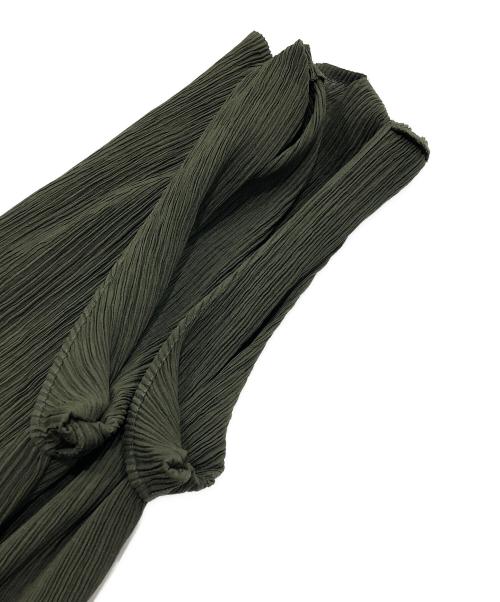 ISSEY MIYAKE WHITE LABEL（イッセイミヤケホワイトレーベル）ISSEY MIYAKE WHITE LABEL (イッセイミヤケホワイトレーベル) プリーツベスト グリーン サイズ:3の古着・服飾アイテム