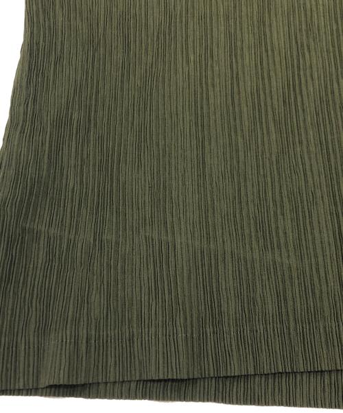 ISSEY MIYAKE WHITE LABEL（イッセイミヤケホワイトレーベル）ISSEY MIYAKE WHITE LABEL (イッセイミヤケホワイトレーベル) プリーツベスト グリーン サイズ:3の古着・服飾アイテム