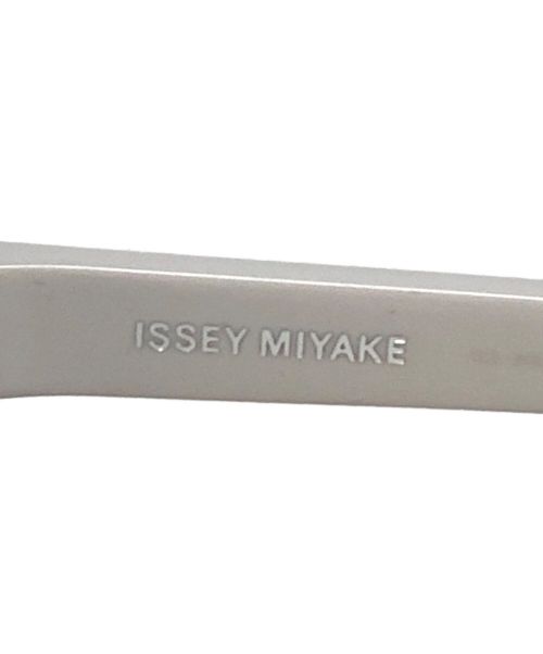 ISSEY MIYAKE（イッセイミヤケ）ISSEY MIYAKE (イッセイミヤケ) 金子眼鏡 (カネコガンキョウ) ELEMENT SERIES Ⅲ グレーの古着・服飾アイテム