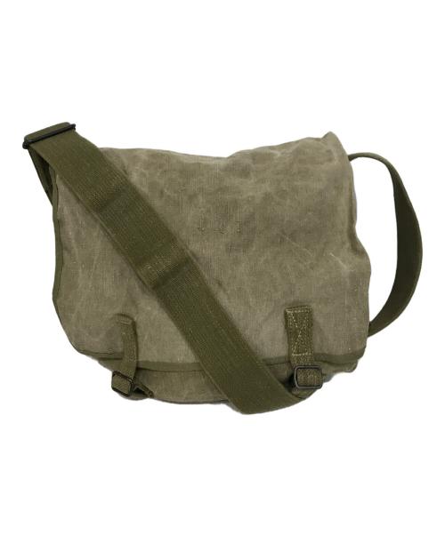 MILITARY（ミリタリー）MILITARY (ミリタリー) フラップショルダーバッグ カーキの古着・服飾アイテム