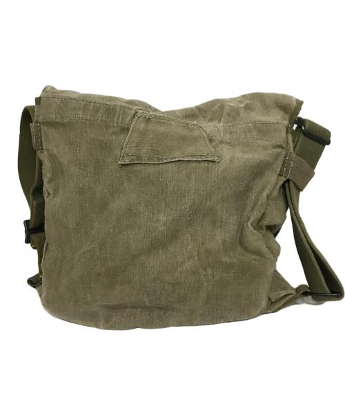MILITARY（ミリタリー）MILITARY (ミリタリー) フラップショルダーバッグ カーキの古着・服飾アイテム