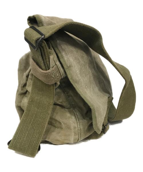 MILITARY（ミリタリー）MILITARY (ミリタリー) フラップショルダーバッグ カーキの古着・服飾アイテム