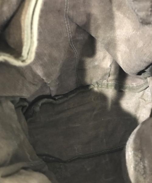 MILITARY（ミリタリー）MILITARY (ミリタリー) フラップショルダーバッグ カーキの古着・服飾アイテム