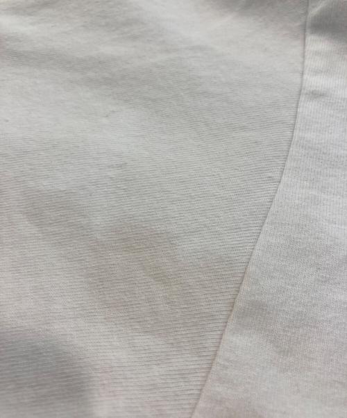 sacai（サカイ）sacai (サカイ) KAWS (カウズ) プリントTシャツ ホワイト サイズ:SIZE 2の古着・服飾アイテム