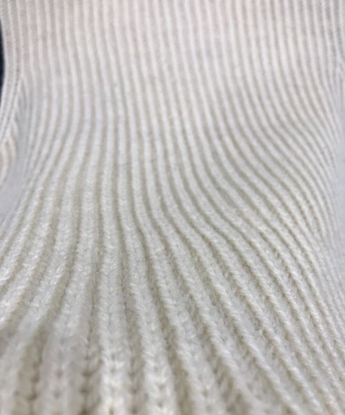 THE SHINZONE（ザ シンゾーン）THE SHINZONE (ザ シンゾーン) Kerry Woollen Mills (ケリーウールンミルズ) クルーネックニット アイボリー サイズ:36の古着・服飾アイテム