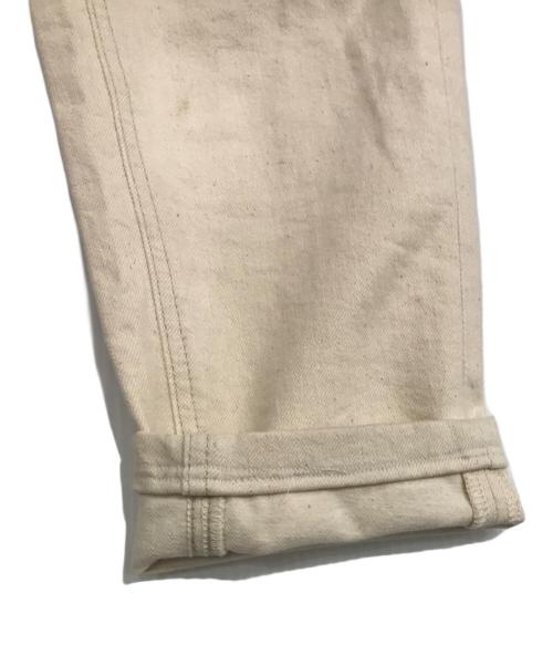 YANUK（ヤヌーク）YANUK (ヤヌーク) ボーイズテーパードデニムパンツ アイボリー サイズ:W23の古着・服飾アイテム