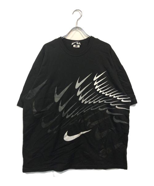NIKE（ナイキ）NIKE (ナイキ) BLACK COMME des GARCONS (ブラック コムデギャルソン) コラボスウッシュプリントTシャツ ブラック サイズ:Mの古着・服飾アイテム