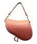 Christian Dior (クリスチャン ディオール) Grained Calfskin Saddle Bag ピンク：250000円