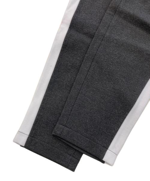 Junhashimoto（ジュンハシモト）junhashimoto (ジュンハシモト) SIDE STRIPE PANTS グレー サイズ:SIZE3の古着・服飾アイテム