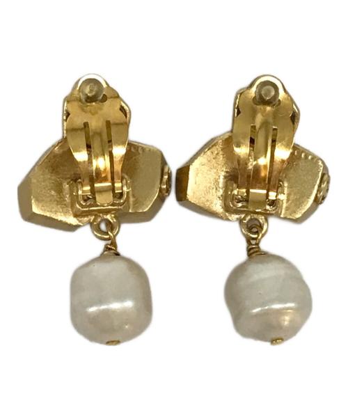 CHANEL（シャネル）CHANEL (シャネル) ストーンイヤーカフ マルチカラーの古着・服飾アイテム