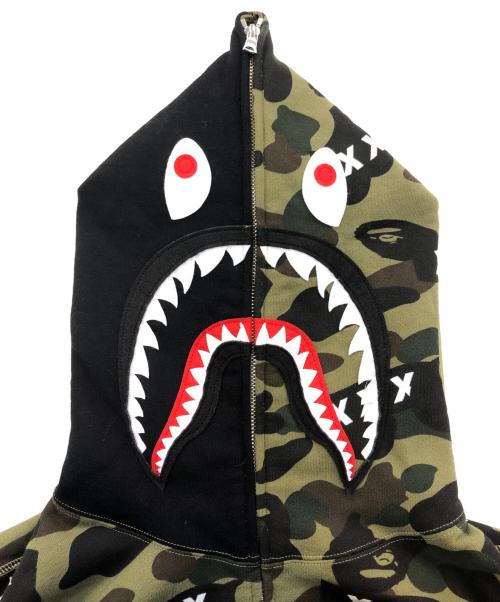 A BATHING APE（ア ベイシング エイプ）A BATHING APE (アベイシングエイプ) GOD SELECTION XXX (ゴッドセレクショントリプルエックス) SHARK FULL ZIP HOODIE カーキ サイズ:Lの古着・服飾アイテム