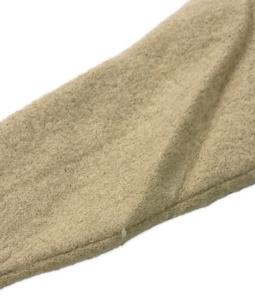 AMI Alexandre Mattiussi（アミアレクサンドルマテュッシ）AMI Alexandre Mattiussi (アミアレクサンドルマテュッシ) ハイネックニット ベージュ サイズ:SIZE XSの古着・服飾アイテム