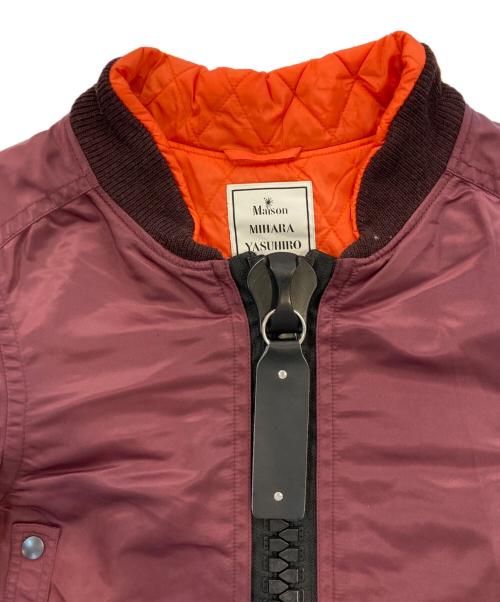 Maison MIHARA YASUHIRO（メゾン ミハラ ヤスヒロ）Maison MIHARA YASUHIRO (メゾン ミハラ ヤスヒロ) ビックファスナー ボンバージャケット ボルドー サイズ:SIZE Freeの古着・服飾アイテム