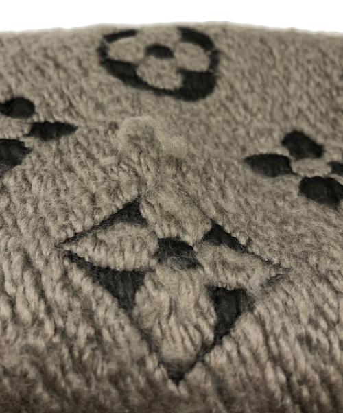 LOUIS VUITTON（ルイ ヴィトン）LOUIS VUITTON (ルイ ヴィトン) ロゴマフラー グレー×ベージュの古着・服飾アイテム