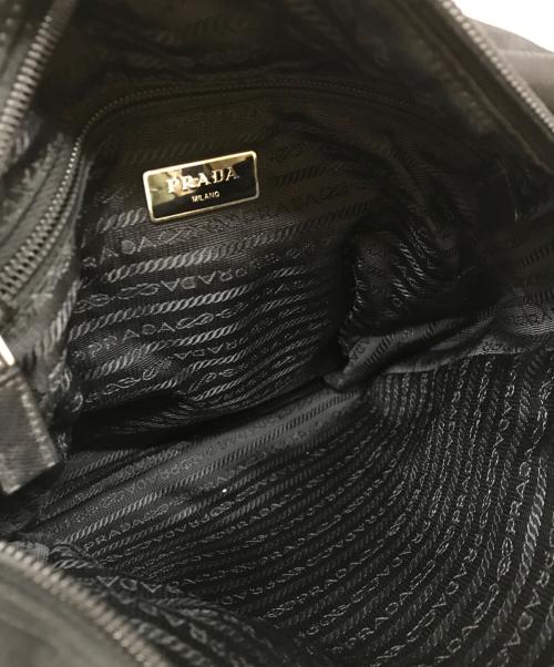 PRADA（プラダ）PRADA (プラダ) ロゴナイロンショルダーバッグ ブラックの古着・服飾アイテム