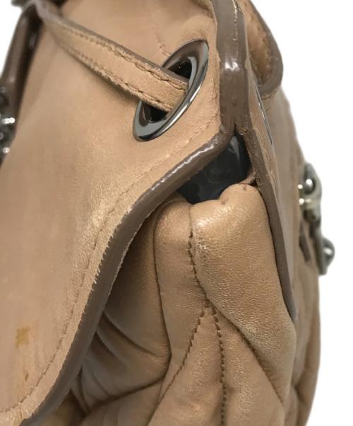 MIU MIU（ミュウミュウ）MIU MIU (ミュウミュウ) マテラッセチェーンショルダーバッグ ブラウンの古着・服飾アイテム