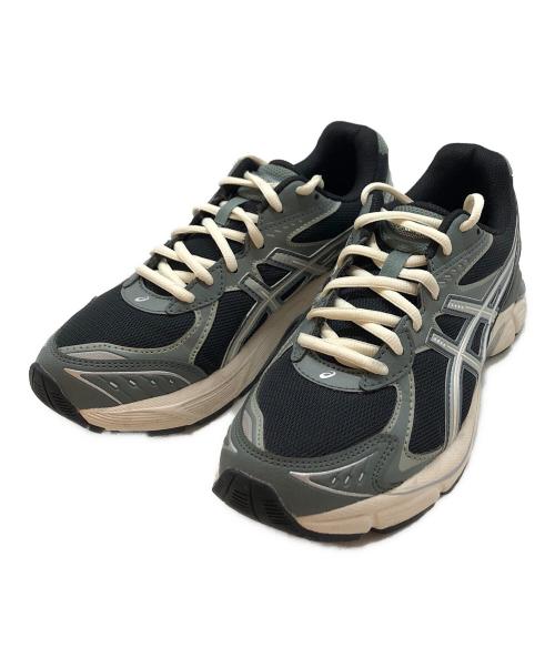 asics（アシックス）asics (アシックス) ローカットスニーカー ブラック サイズ:24.5の古着・服飾アイテム