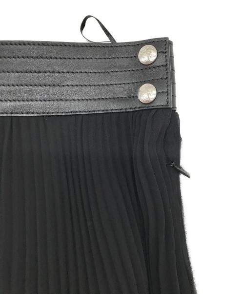 LOEWE（ロエベ）LOEWE (ロエベ) シアープリーツスカート ブラック サイズ:34の古着・服飾アイテム