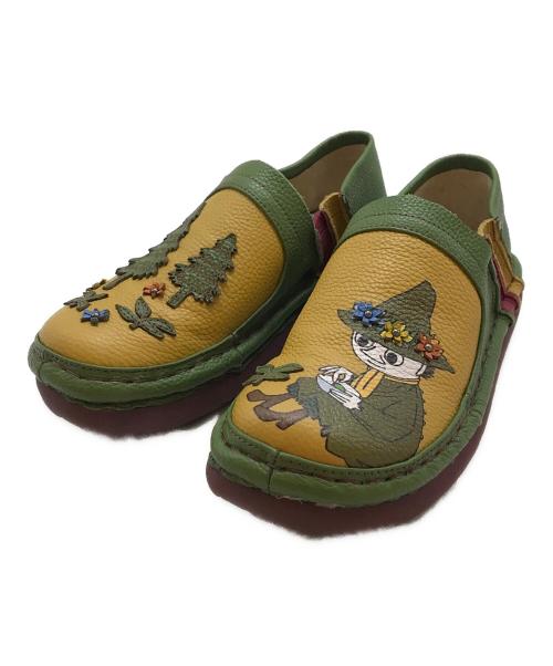 estacion（エスタシオ）estacion (エスタシオ) MOOMIN (ムーミン) スナフキンモチーフ本革スリッポンシューズ グリーン サイズ:Mの古着・服飾アイテム