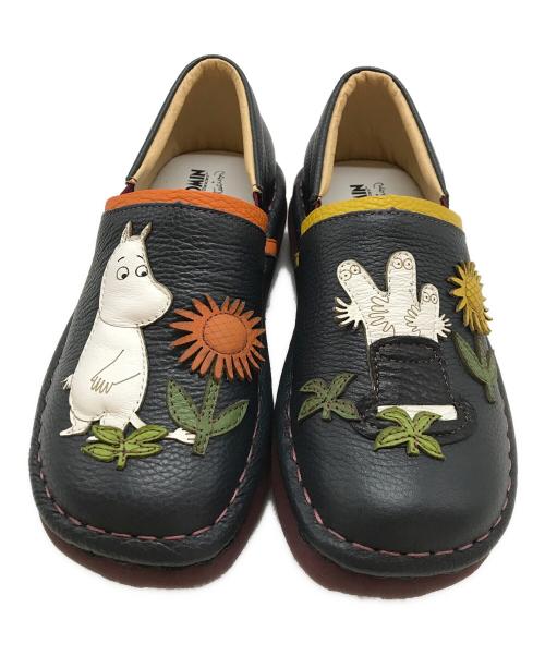 estacion（エスタシオ）estacion (エスタシオ) MOOMIN (ムーミン) ムーミン＆ニョロニョロモチーフ本革スリッポン ネイビー サイズ:sの古着・服飾アイテム