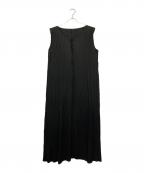 PLEATS PLEASEプリーツプリーズ）の古着「センターシームノースリーブプリーツワンピース」｜ブラック