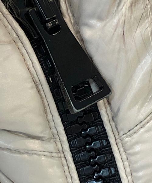 MONCLER（モンクレール）MONCLER (モンクレール) アルビジアダウンコート アイボリー サイズ:00の古着・服飾アイテム