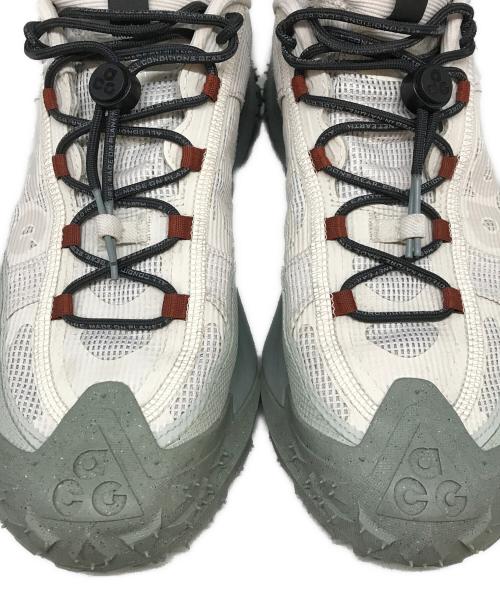 NIKE ACG（ナイキエーシージー）NIKE ACG (ナイキエージーシー) ACG マウンテン フライ 2 LOW GORE-TEX ベージュ×グレー サイズ:27.5㎝の古着・服飾アイテム