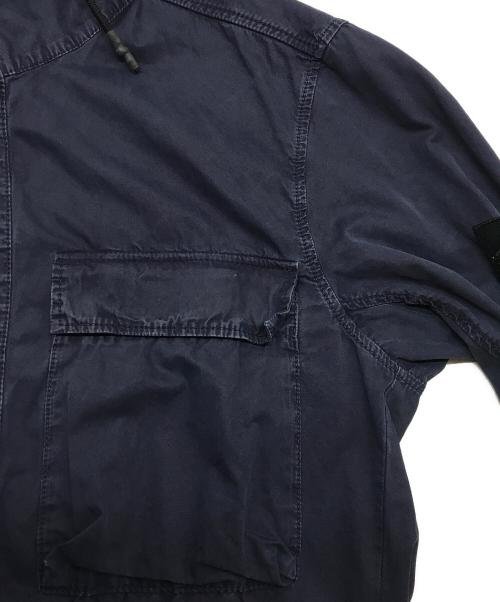 STONE ISLAND（ストーンアイランド）STONE ISLAND (ストーンアイランド) オーバーシャツ フードブルゾン ネイビー サイズ:Mの古着・服飾アイテム