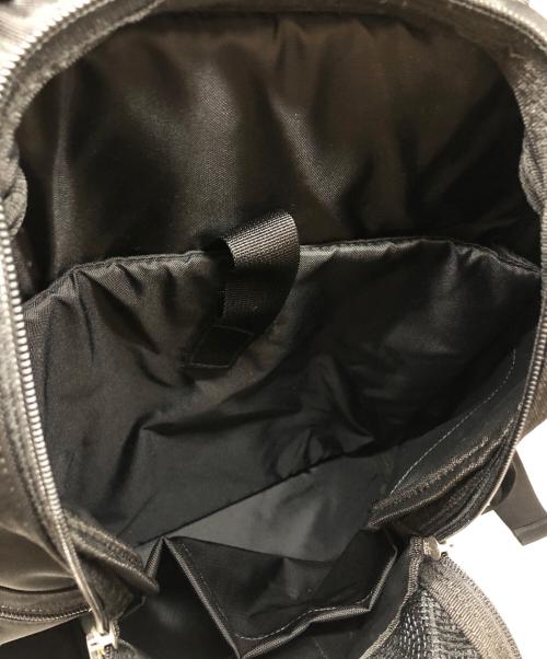 marimekko（マリメッコ）marimekko (マリメッコ) メトロバックパック ブラックの古着・服飾アイテム