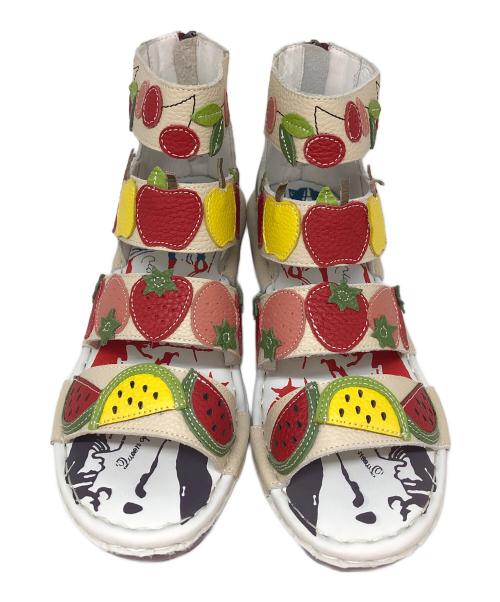 estacion（エスタシオ）estacion (エスタシオ) フルーツモチーフ本革ウェッジサンダル ベージュ サイズ:Lの古着・服飾アイテム
