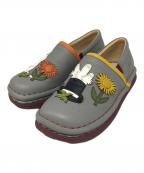 estacion×MOOMINエスタシオ×ムーミン）の古着「ムーミン＆ニョロニョロモチーフ本革スリッポン」｜グレー