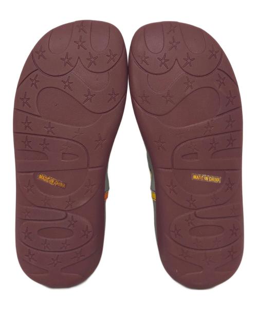 estacion（エスタシオ）estacion (エスタシオ) MOOMIN (ムーミン) ムーミン＆ニョロニョロモチーフ本革スリッポン グレー サイズ:Mの古着・服飾アイテム