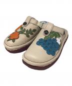 estacion×MOOMINエスタシオ×ムーミン）の古着「ニョロニョロ×フルーツモチーフ本革サボシューズ」｜アイボリー